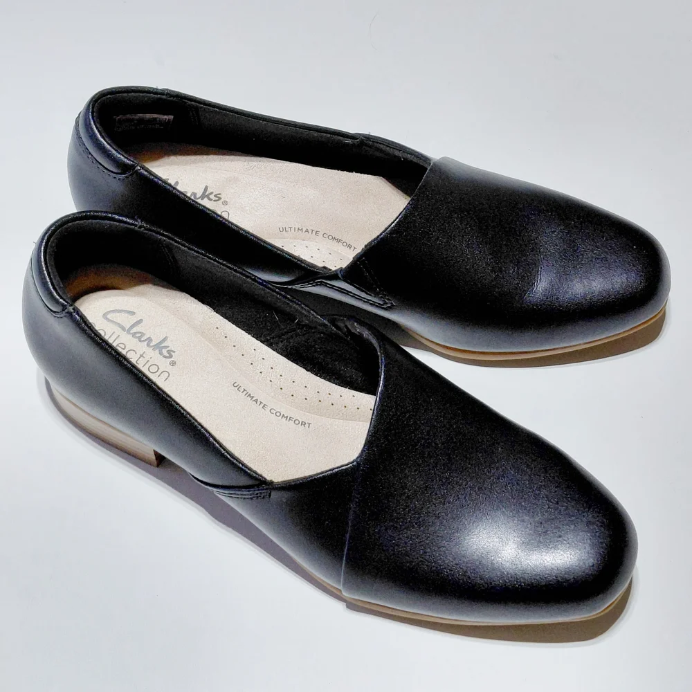 Clarks Black Leather Slip-On Flats. Juliet Palm black classic loafers